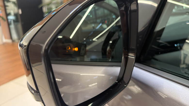 Land Rover Discovery Sport 1.5 P270e Dynamic HSE 5dr Auto [5 Seat] Station Wagon